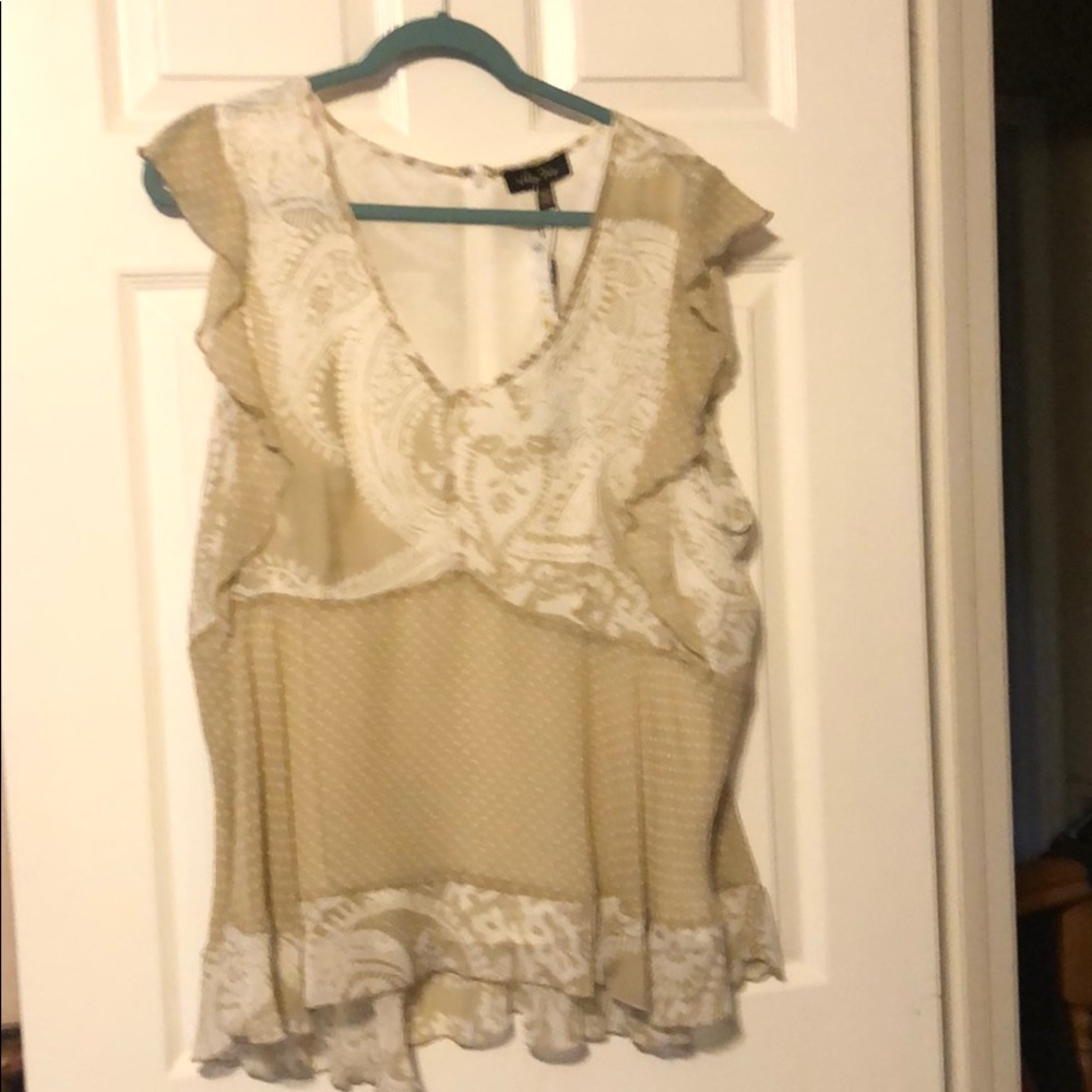 Melissa Paige XL New Beige White Dots Paisley top